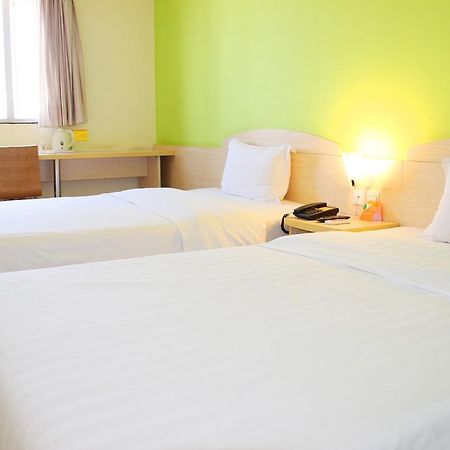 7Days Inn Foshan Shunde Ronggui Xiao Huangpu Exterior foto